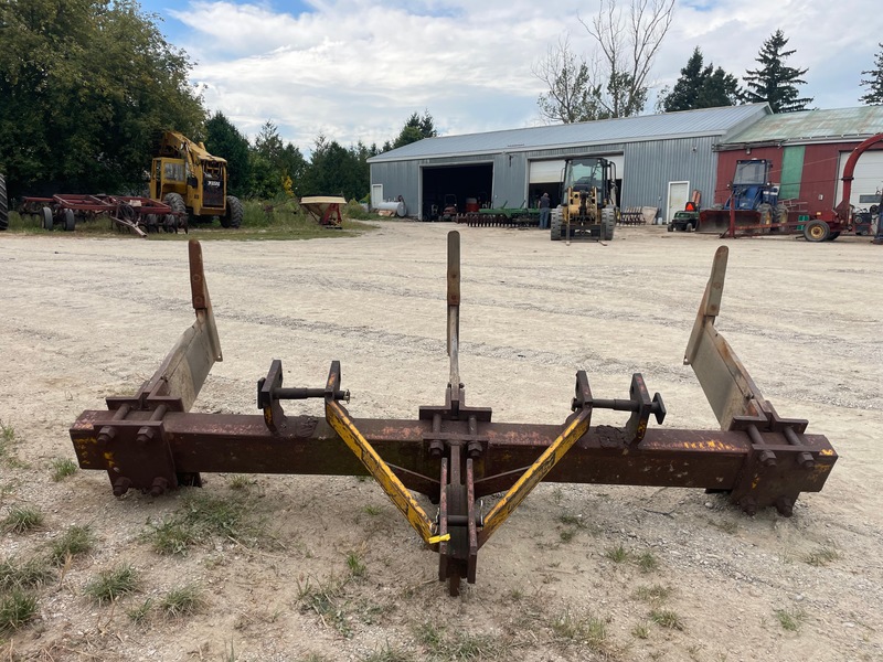 Tillage - Other  Taylorway 3 Shank Ripper | 3 Point Hitch Photo