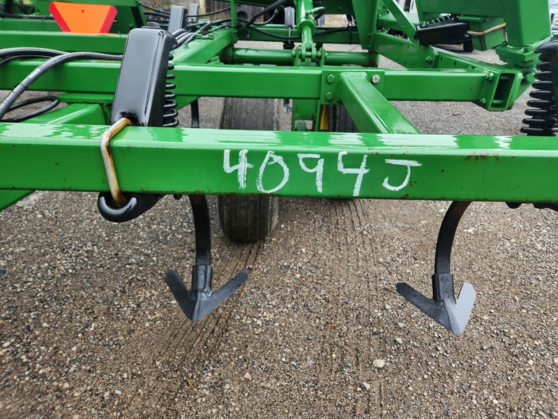 Cultivators  John Deere 960 Cultivator  Photo