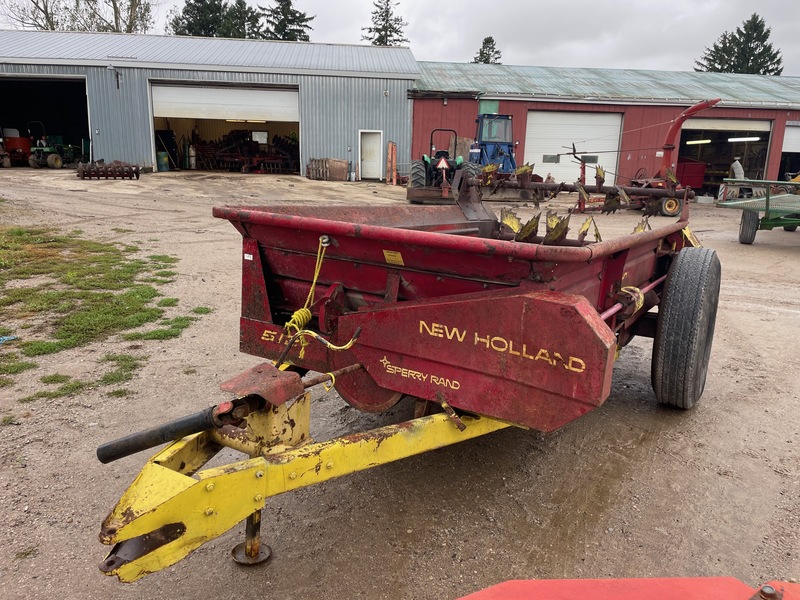 New Holland 512 Manure Spreader - Double Beater