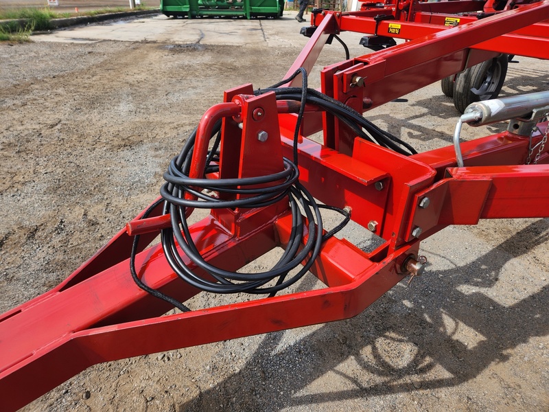 Cultivators  Case IH 4300 Cultivator Photo