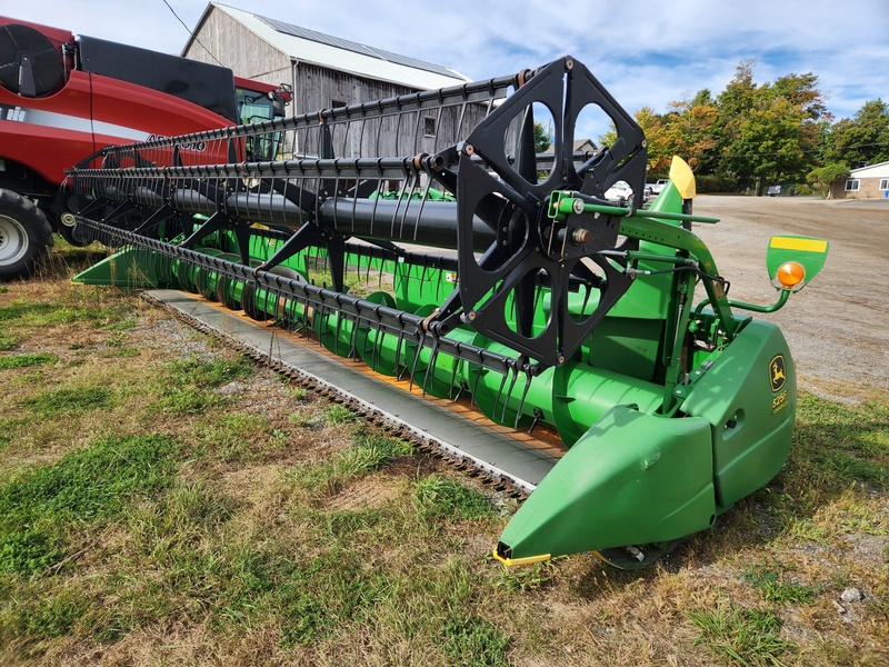 Flex Head  John Deere 625 Flex Head  Photo