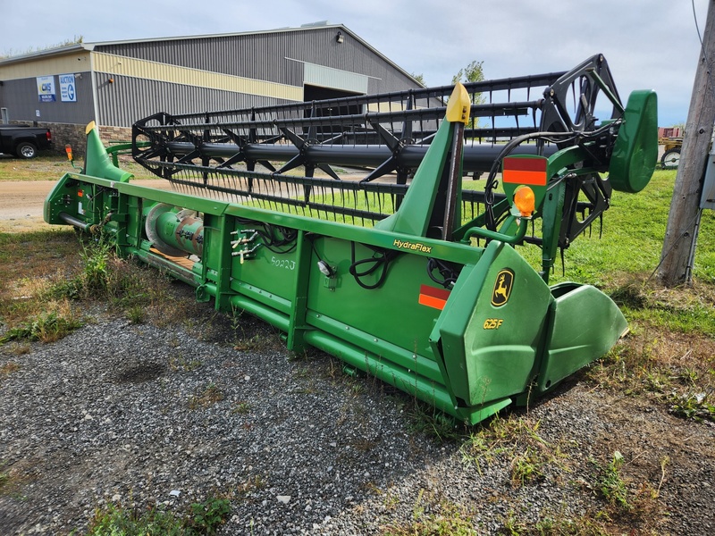 Flex Head  John Deere 625 Flex Head  Photo