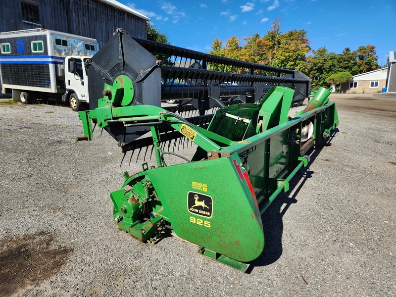 Flex Head  John Deere 925 Flex Head  Photo