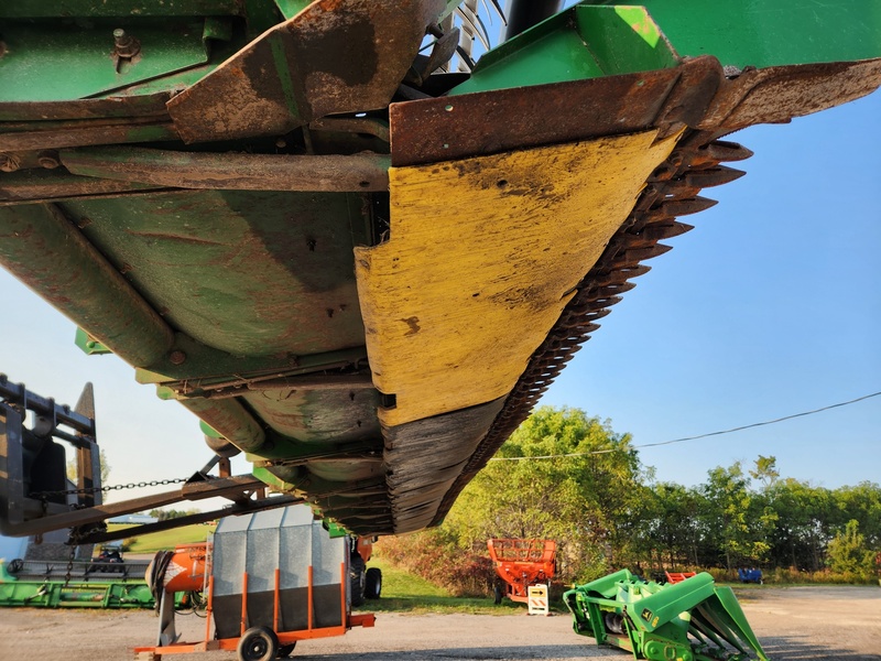 Flex Head  John Deere 925 Flex Head  Photo