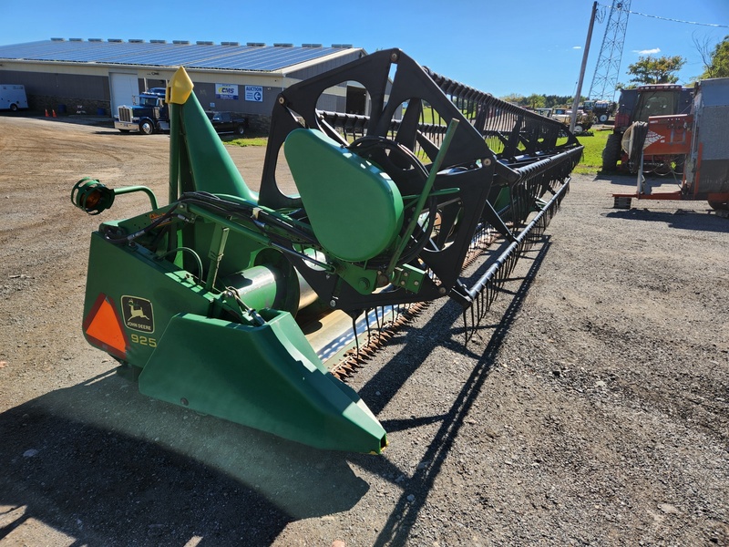 Flex Head  John Deere 925 Flex Head  Photo