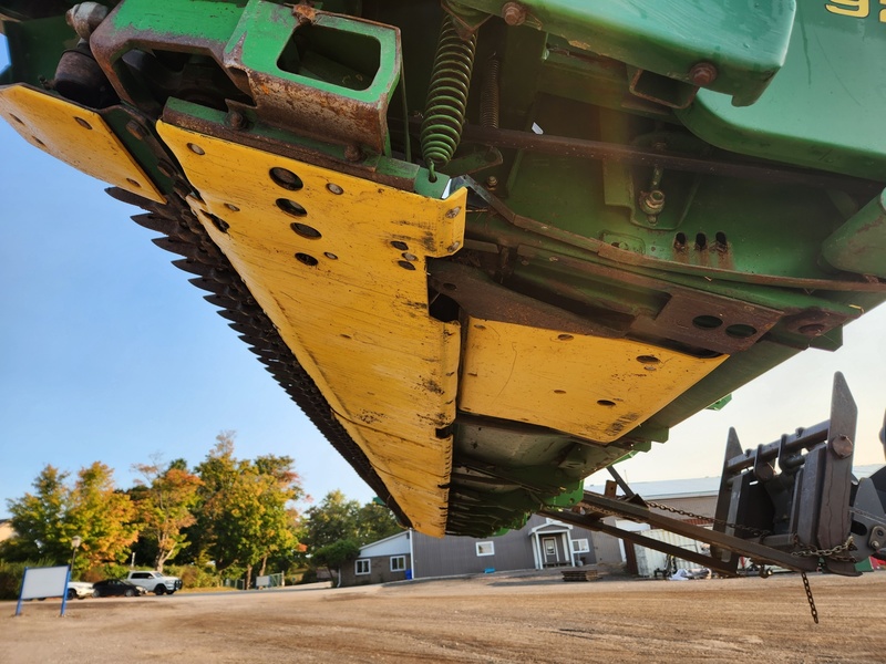 Flex Head  John Deere 925 Flex Head  Photo