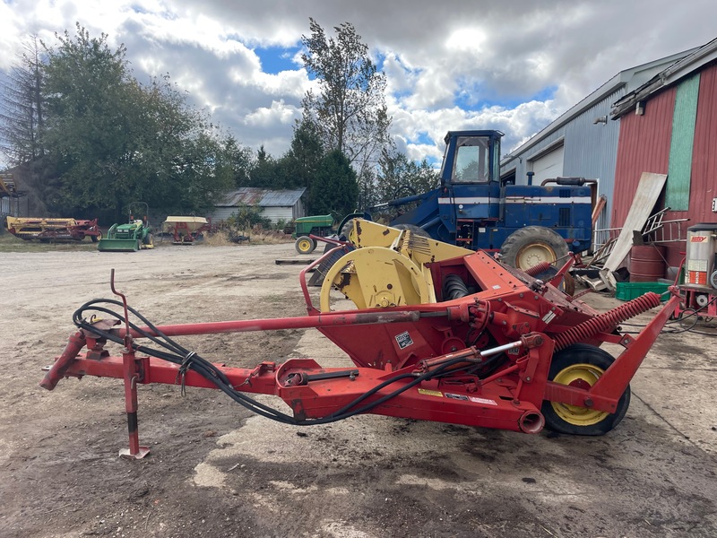 Hay/Forage/Livestock  New Holland 472 Haybine - 7ft Photo