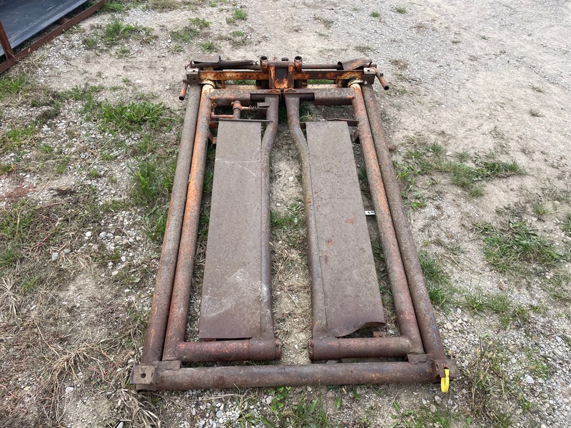 Miscellaneous  Cattle Head Gate Photo