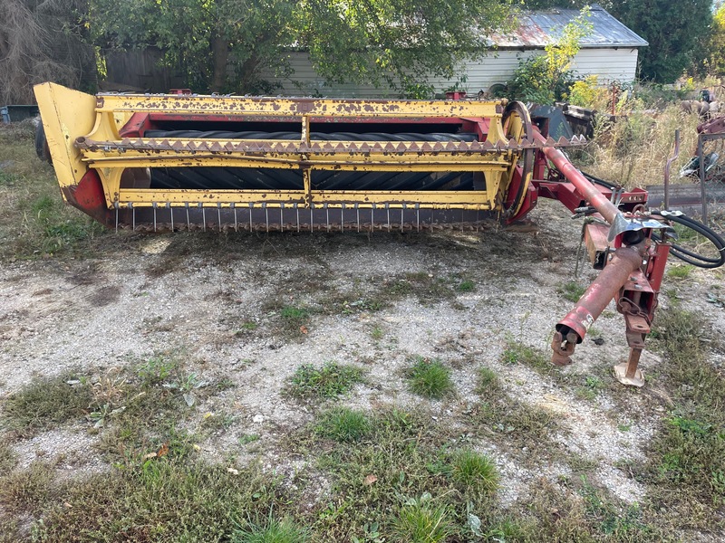 Hay/Forage/Livestock  New Holland 488 Haybine Photo