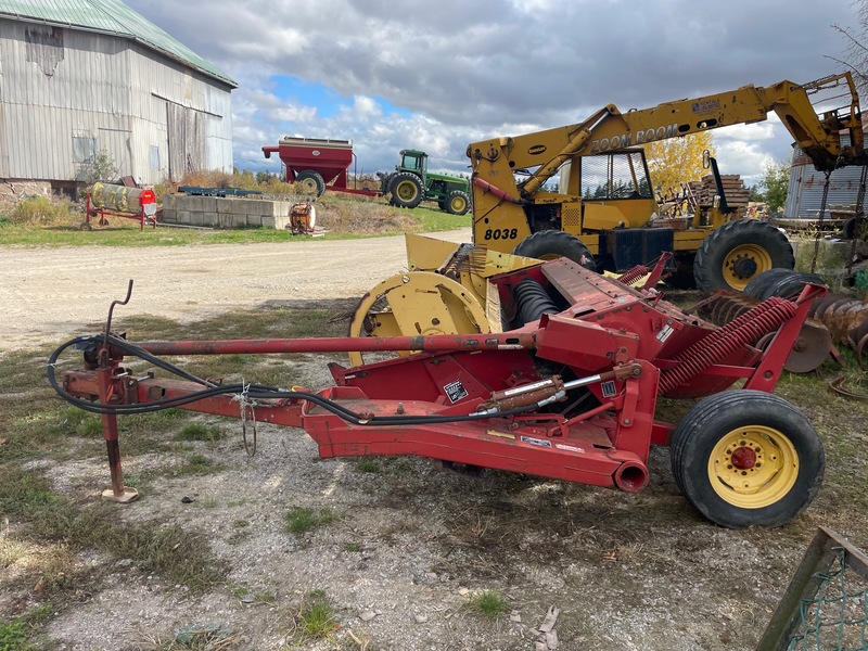 Hay/Forage/Livestock  New Holland 488 Haybine Photo