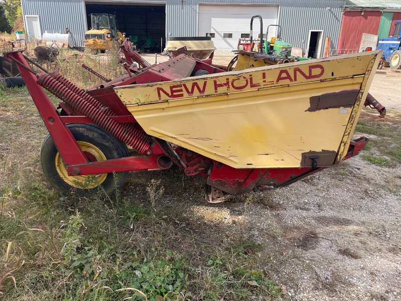 Hay/Forage/Livestock  New Holland 488 Haybine Photo