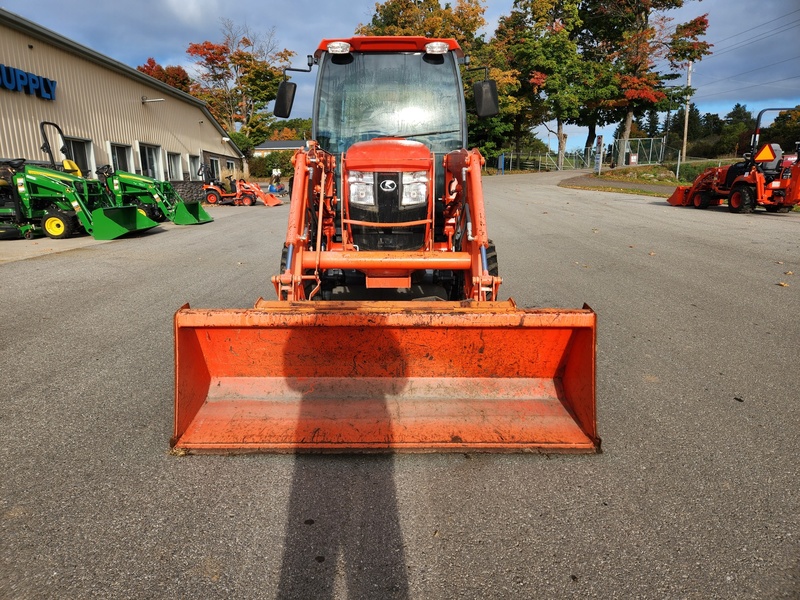 Tractors - Compact  Kubota L4060 HST Tractor  Photo