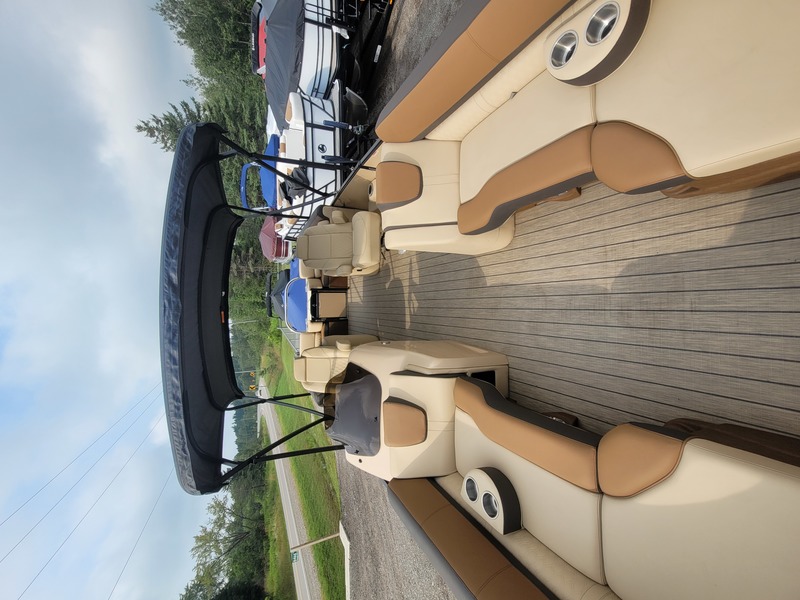 Boats  2021 Legend V-Series Lounge Sport Pro Pontoon w Mercury 150hp Photo