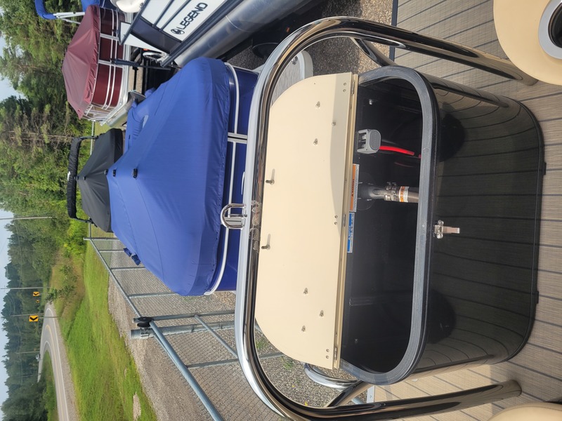 Boats  2021 Legend V-Series Lounge Sport Pro Pontoon w Mercury 150hp Photo