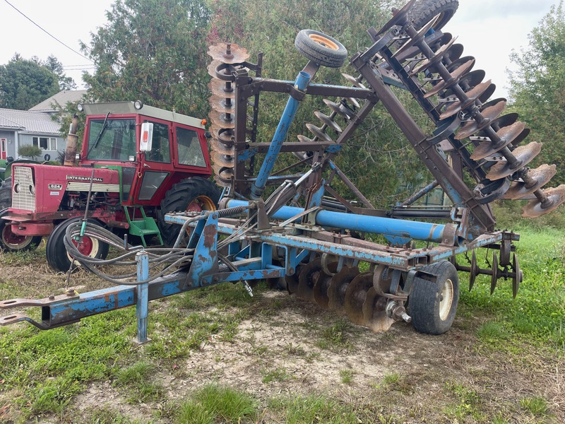 Tillage - Discs  Ford White 21ft Rock Flex Disc Photo