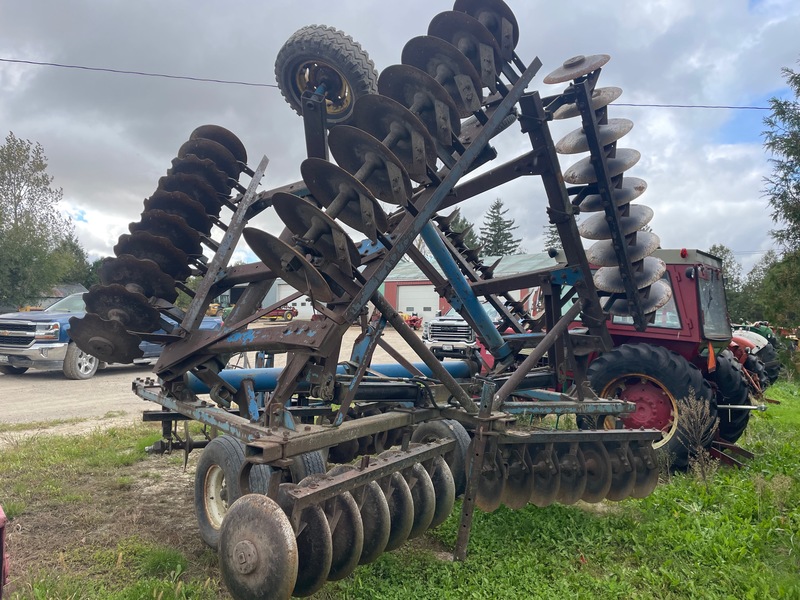 Tillage - Discs  Ford White 21ft Rock Flex Disc Photo