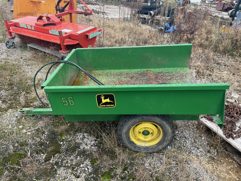 Wagons  John Deere Hydraulic Dump Wagon Photo