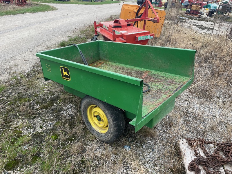 Wagons  John Deere Hydraulic Dump Wagon Photo