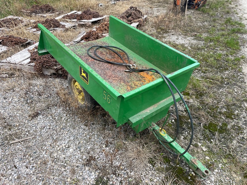 Wagons  John Deere Hydraulic Dump Wagon Photo