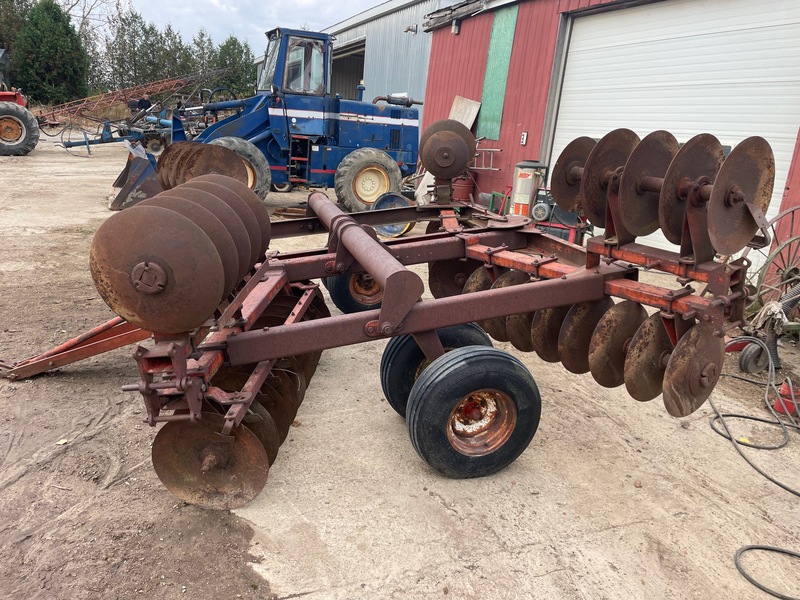 Tillage - Discs  Ford 18' Heavy Duty Disc Photo