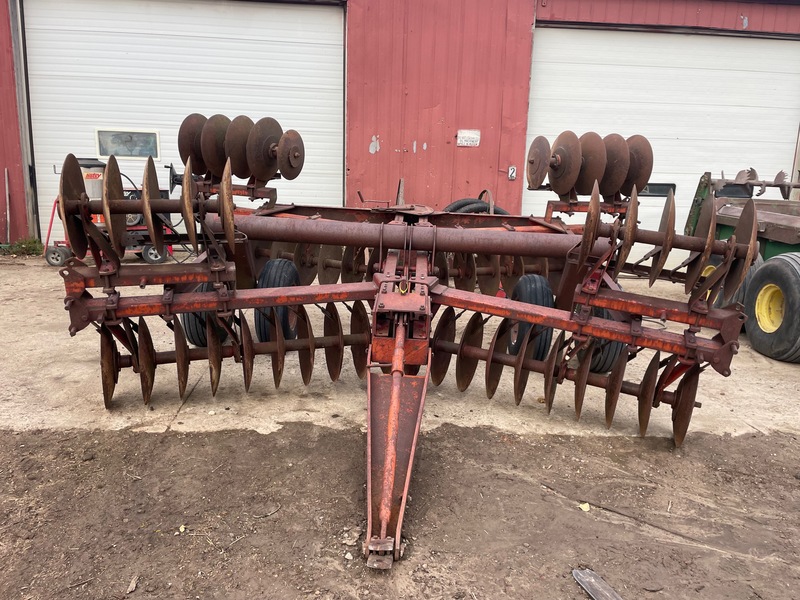 Tillage - Discs  Ford 18' Heavy Duty Disc Photo