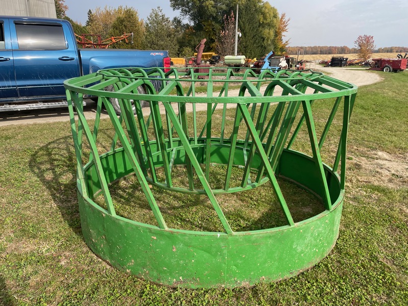 Hay/Forage/Livestock  Round Bale Feeder Photo