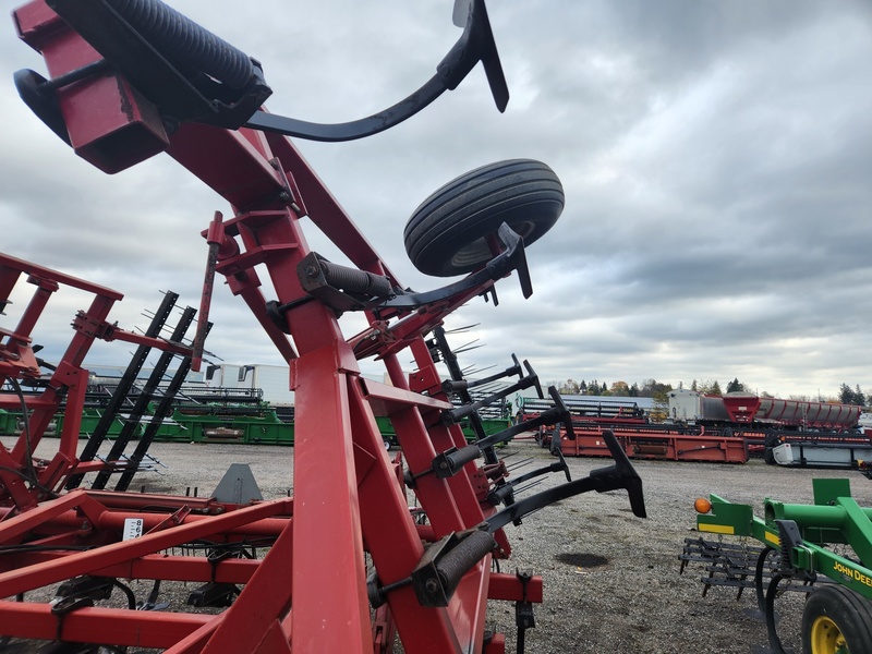 Cultivators  Case IH 4800 Cultivator  Photo