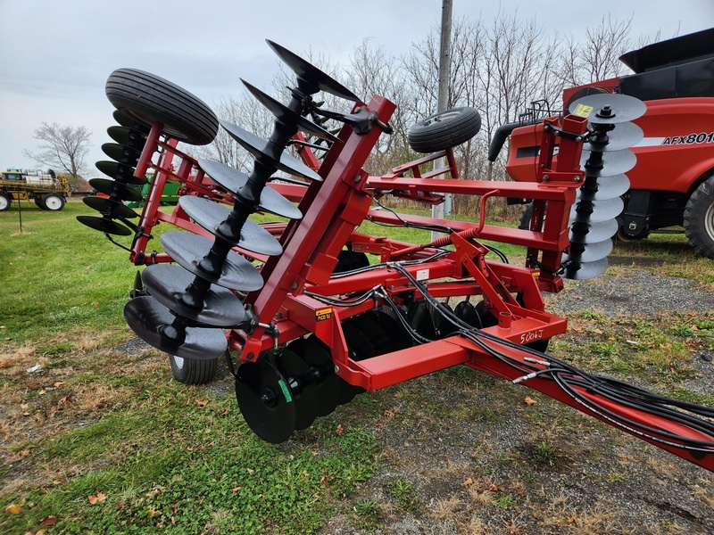 Discs  Case IH 3900 Disc Photo