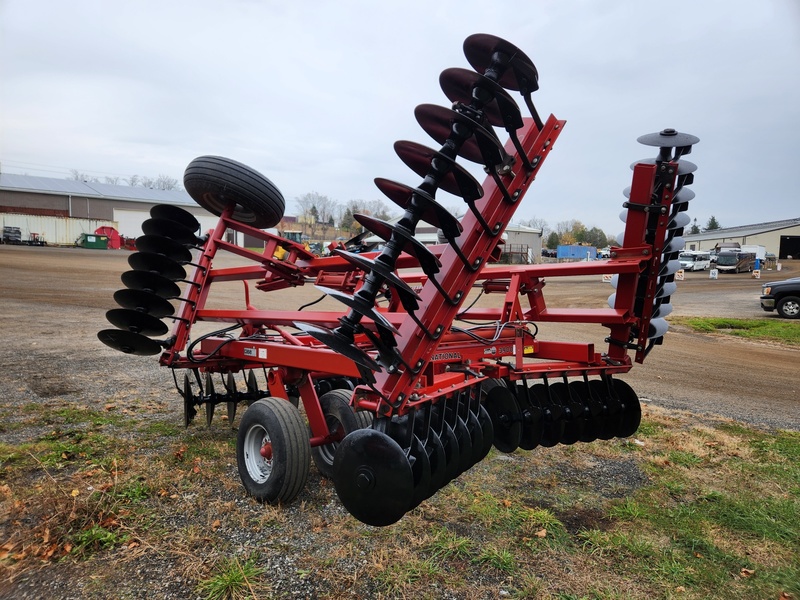 Discs  Case IH 3900 Disc Photo