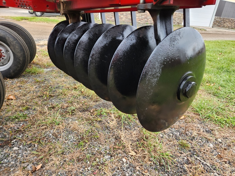 Discs  Case IH 3900 Disc Photo