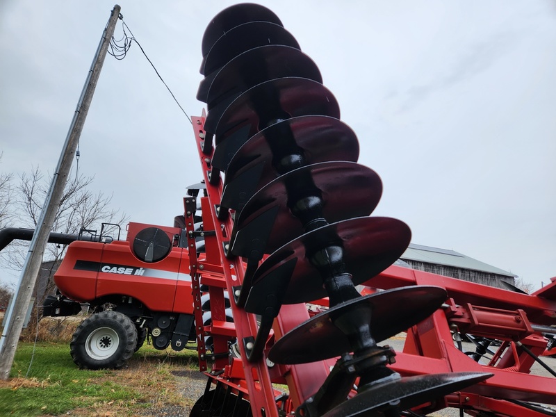 Discs  Case IH 3900 Disc Photo