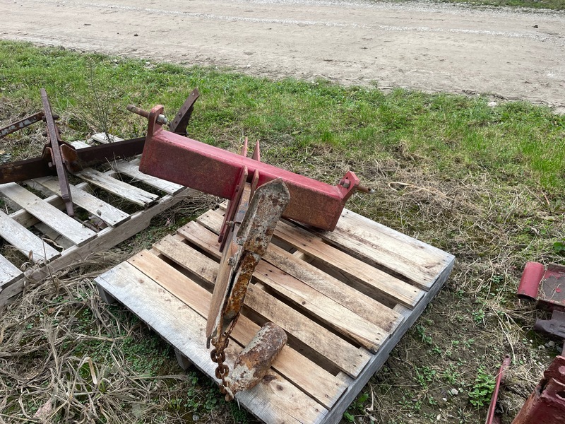 Tillage - Other  Worksaver 3pt 1 Tooth Ripper With Mole Photo