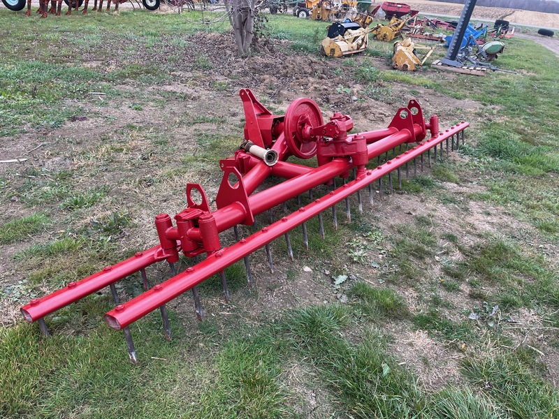 Attachments  Vicon 3pth PTO Power Harrow 13' Photo