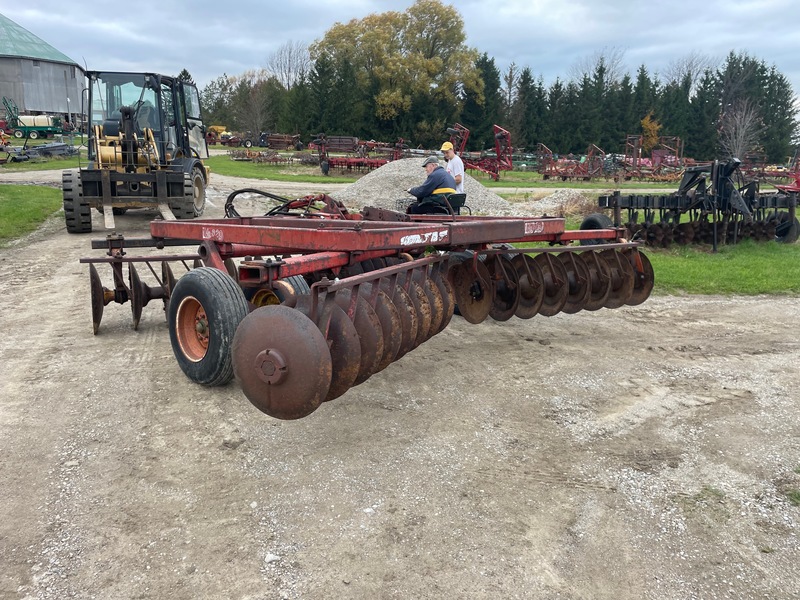 Tillage - Discs  Kewanee 820 Heavy Duty Rock Flex Disc - 23" - Adjustable Gangs Photo