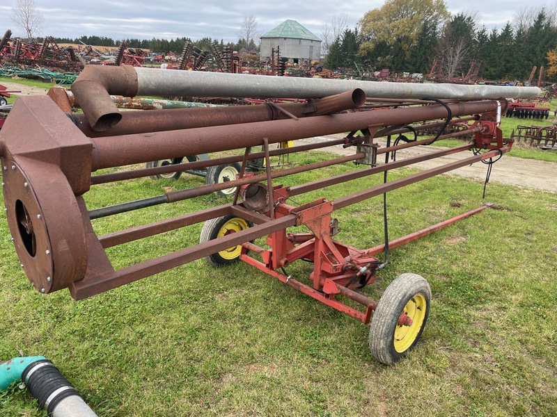 Manure Equipment  Nuhn Manure Pump - 6" x 17' Photo