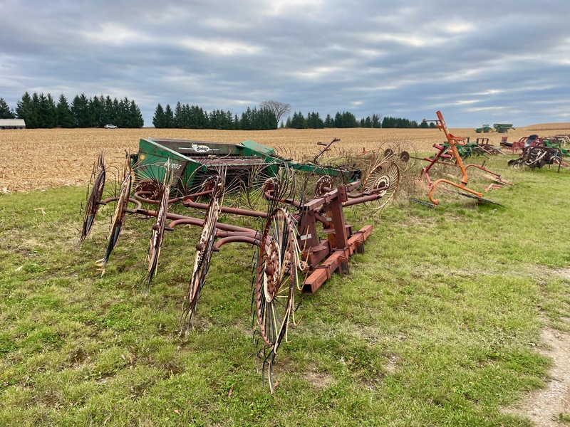 Hay/Forage/Livestock  10 Wheel Rake - 3 Point Hitch Photo