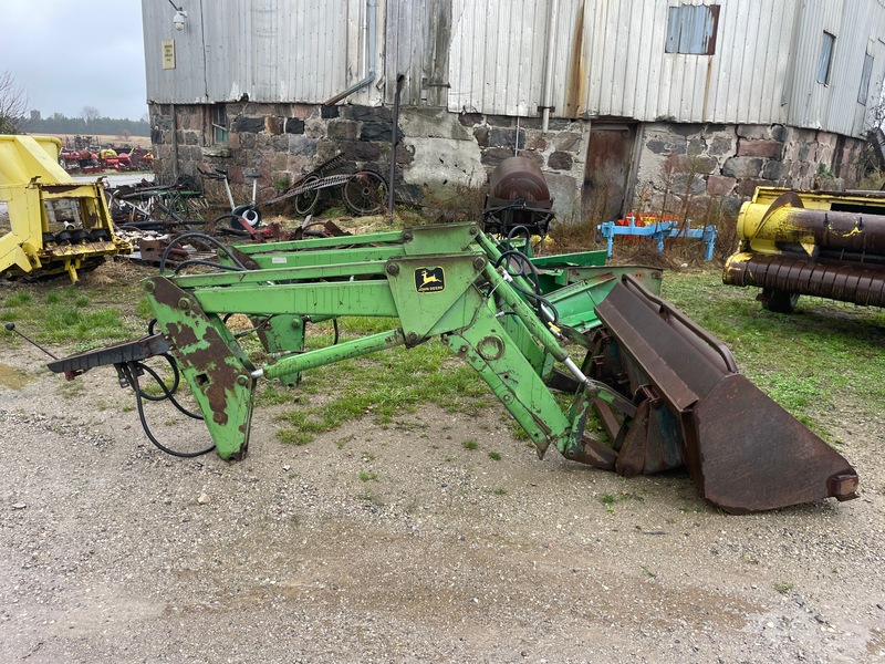 Tractors  John Deere 240 Loader | Quick Attach | Bucket + Mounting Brackets Photo