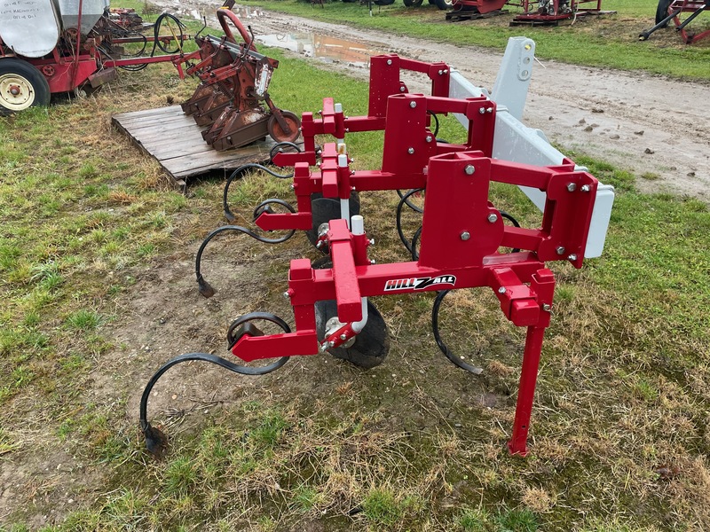 Tillage - Discs  *LIKE NEW* Ro-Star Disc Hiller - 3 Point Hitch - 2 Row Photo