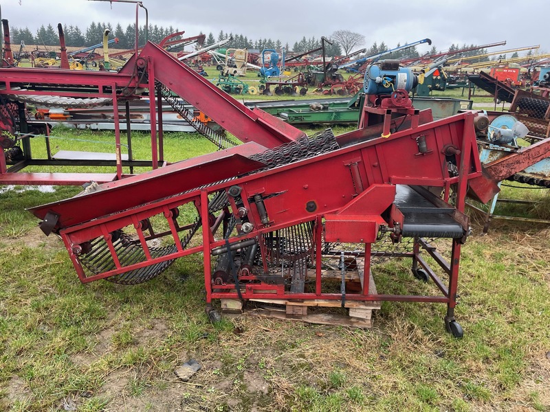 Vegetable Equipment  Potato Grader With Chains Photo