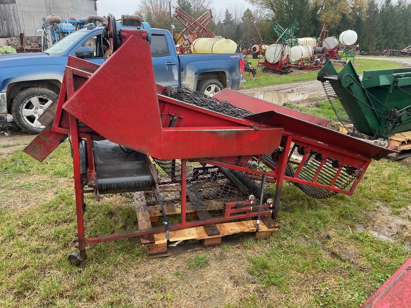 Vegetable Equipment  Potato Grader With Chains Photo