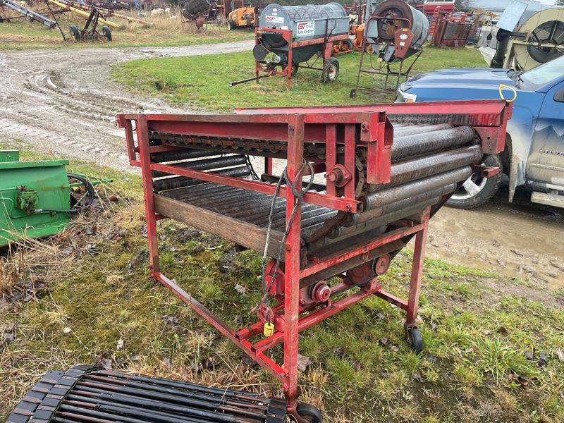 Vegetable Equipment  Electric Roller Conveyer - 26" x 5' Photo