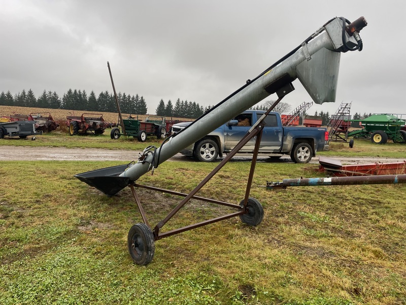 Augers/Conveyers  JG Transfer Auger - Hydraulic Drive - 8" x 12' Photo