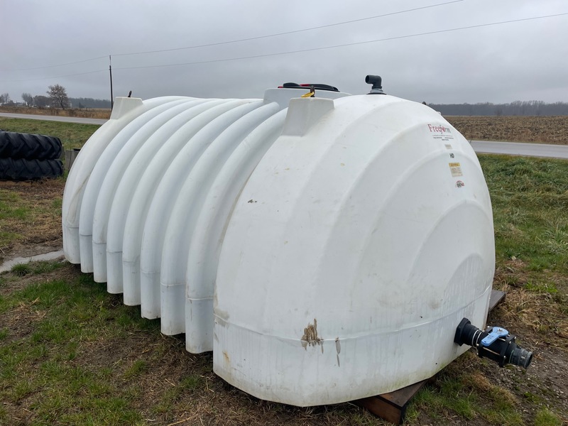 Liquid Tank - 2500 Gallons