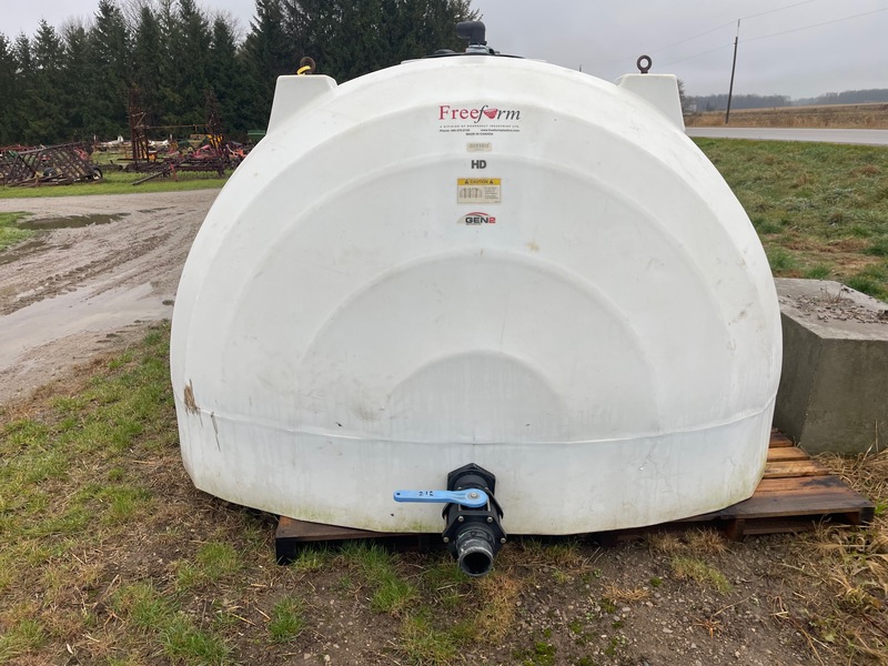 Miscellaneous  Liquid Tank - 2500 Gallons Photo