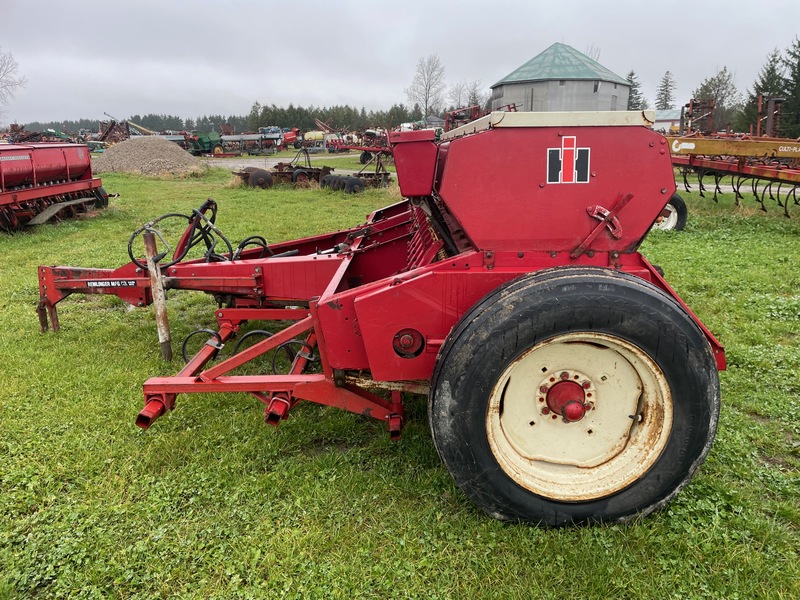 Tillage - Other  International Harvester 510 Seed Drill Grass Fertilizer - Track Eliminators Photo