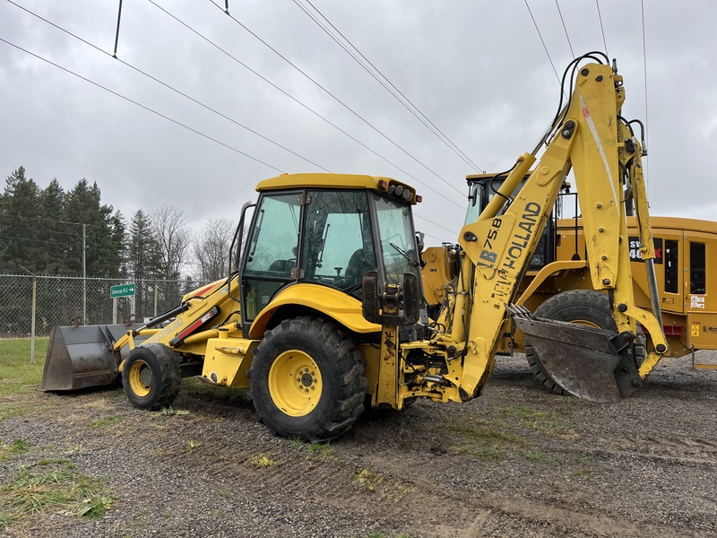 New Holland LB75.B Tractor Loader Backhoe 