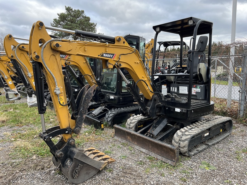 SANY SY26U Mini Excavator - DEMO Blowout 