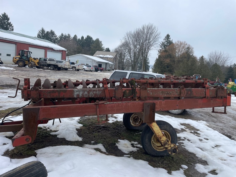 Tillage - Discs  Krause 12ft Offset Disc Photo