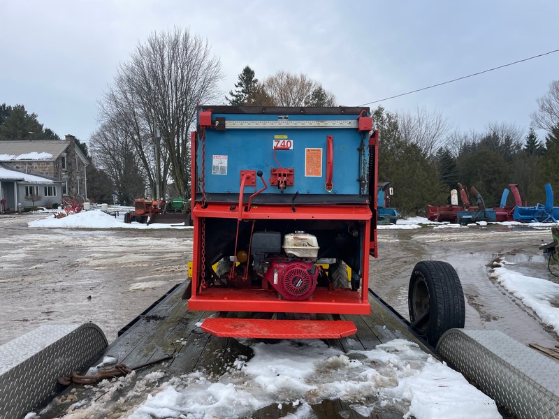 Hay/Forage/Livestock  Rissler 740 TMR Mixer with Scales Gas Cart Photo