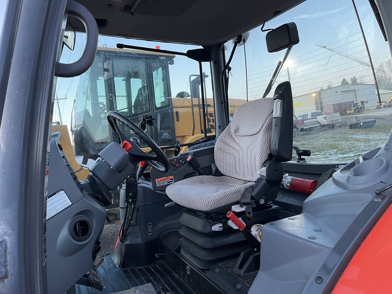 Kubota M6.101 Tractor w/Snow Plow 